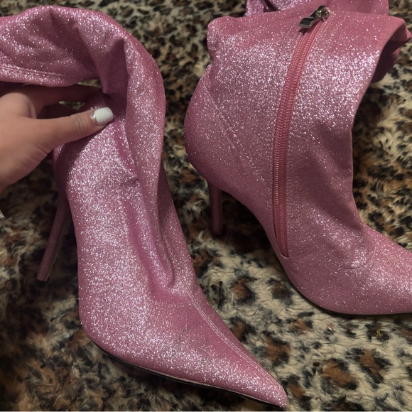 🩷Barbie Pink glitter boots🩷 - Picture 4 of 4